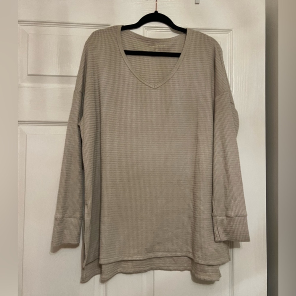 American Eagle Soft Sweater Top